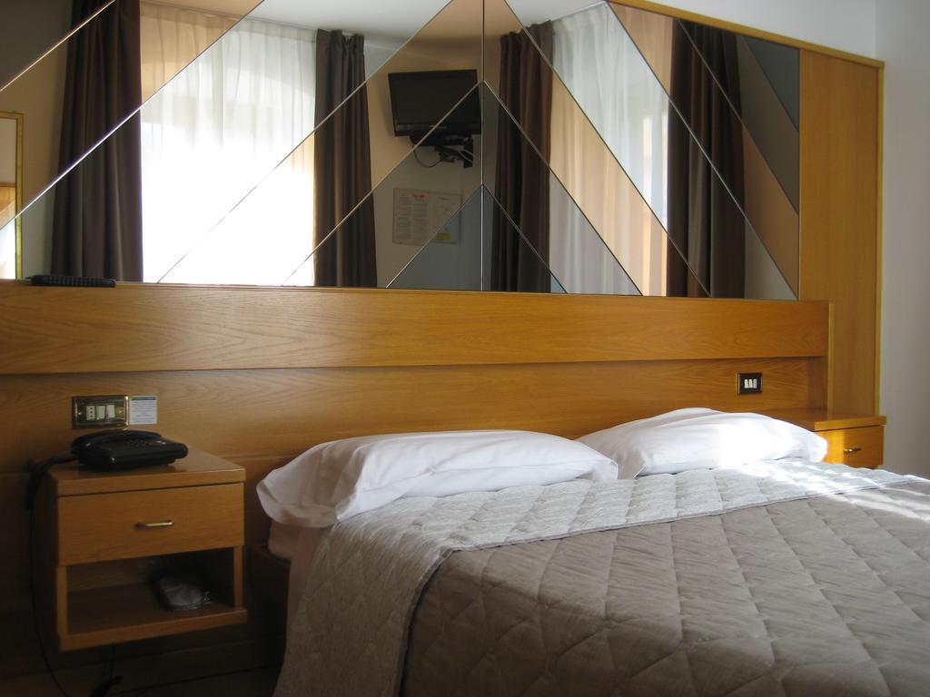 Albergo Ristorante Da Neni Морі Номер фото